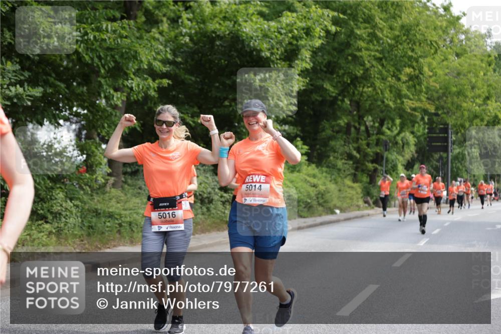 15.06.2025 - REWE Women's Run Jannik Wohlers http://msf.ph/oto/7977261 15.06.2025 10:11:58 Laufen 5016, 5014 meine-sportfotos.de