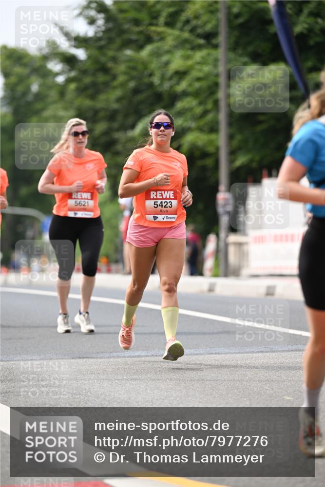 15.06.2025 - REWE Women's Run Dr. Thomas Lammeyer http://msf.ph/oto/7977276 15.06.2025 10:42:27 Laufen 5621, 5423 meine-sportfotos.de