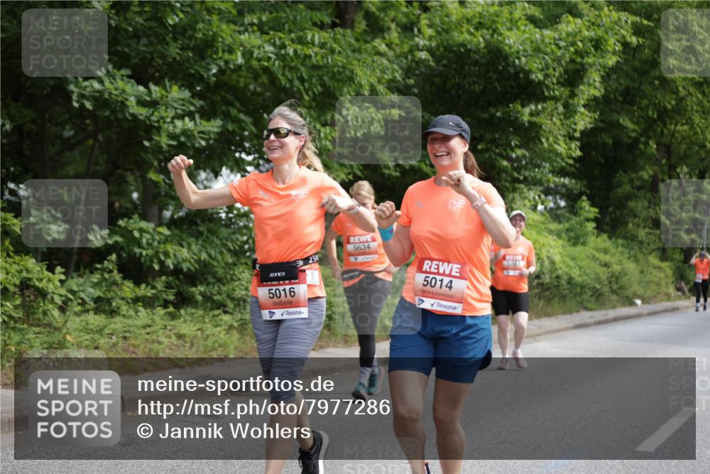 15.06.2025 - REWE Women's Run Jannik Wohlers http://msf.ph/oto/7977286 15.06.2025 10:11:59 Laufen 3, 5016, 2, 5634, 5014, 6267 meine-sportfotos.de