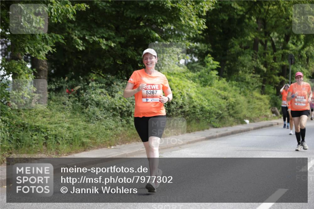 15.06.2025 - REWE Women's Run Jannik Wohlers http://msf.ph/oto/7977302 15.06.2025 10:12:00 Laufen 5267, 5200 meine-sportfotos.de