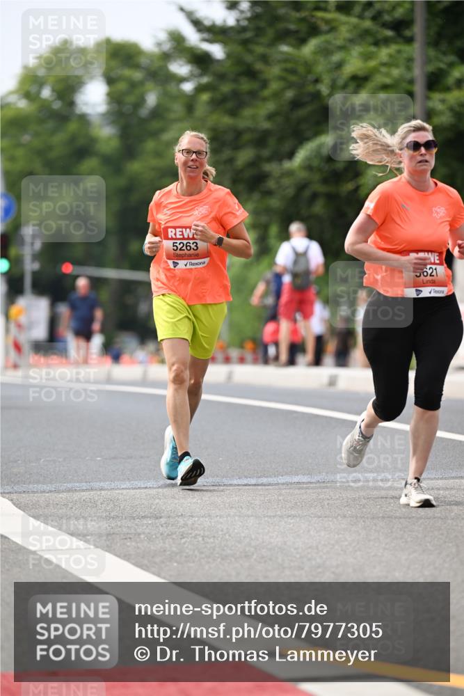 15.06.2025 - REWE Women's Run Dr. Thomas Lammeyer http://msf.ph/oto/7977305 15.06.2025 10:42:29 Laufen 5263, 5621 meine-sportfotos.de