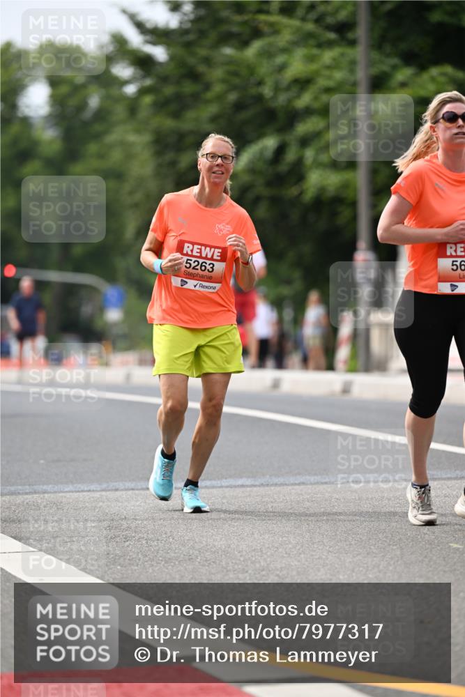 15.06.2025 - REWE Women's Run Dr. Thomas Lammeyer http://msf.ph/oto/7977317 15.06.2025 10:42:29 Laufen 5263, 56 meine-sportfotos.de