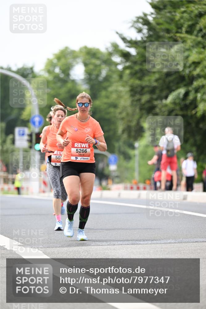 15.06.2025 - REWE Women's Run Dr. Thomas Lammeyer http://msf.ph/oto/7977347 15.06.2025 10:42:32 Laufen 50, 5266 meine-sportfotos.de