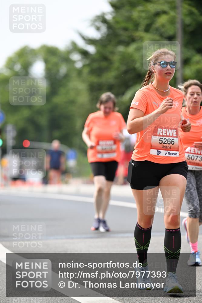 15.06.2025 - REWE Women's Run Dr. Thomas Lammeyer http://msf.ph/oto/7977393 15.06.2025 10:42:35 Laufen 5266, 5073 meine-sportfotos.de