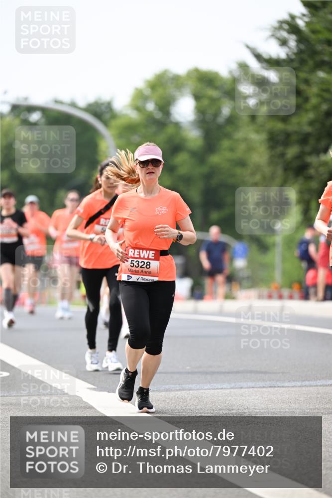 15.06.2025 - REWE Women's Run Dr. Thomas Lammeyer http://msf.ph/oto/7977402 15.06.2025 10:42:36 Laufen 5328 meine-sportfotos.de