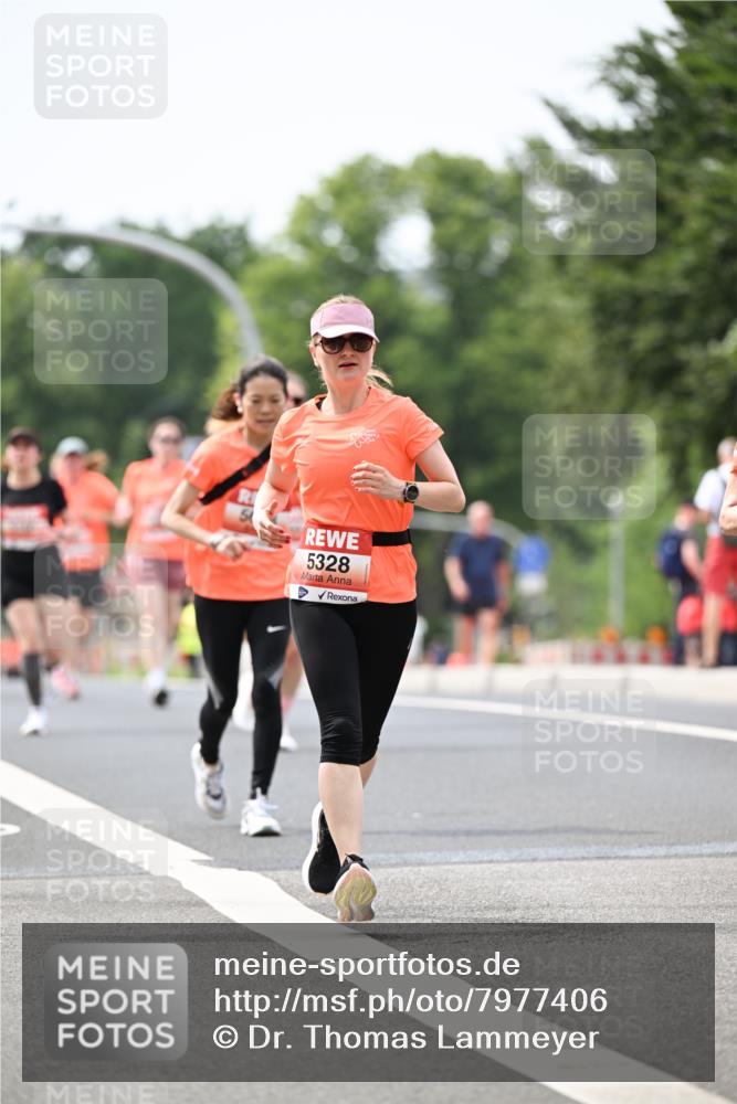 15.06.2025 - REWE Women's Run Dr. Thomas Lammeyer http://msf.ph/oto/7977406 15.06.2025 10:42:36 Laufen 5328 meine-sportfotos.de