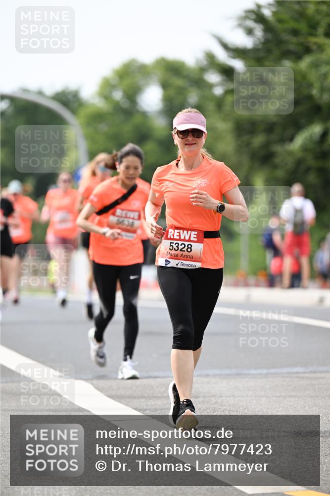15.06.2025 - REWE Women's Run Dr. Thomas Lammeyer http://msf.ph/oto/7977423 15.06.2025 10:42:37 Laufen 5631, 5328 meine-sportfotos.de