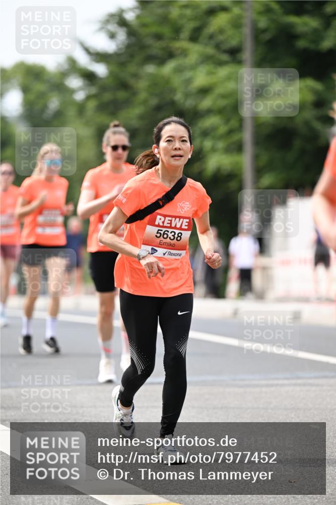 15.06.2025 - REWE Women's Run Dr. Thomas Lammeyer http://msf.ph/oto/7977452 15.06.2025 10:42:39 Laufen 5638 meine-sportfotos.de
