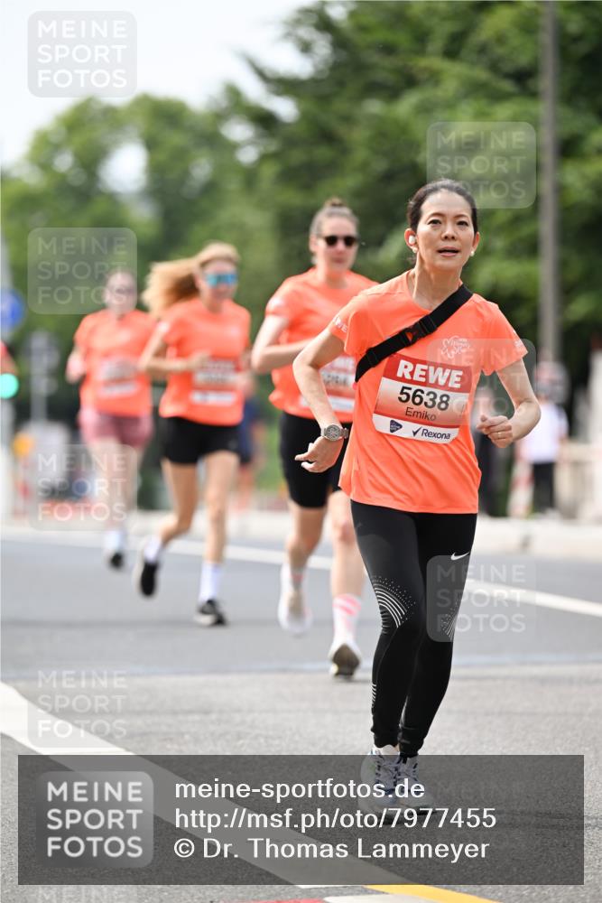 15.06.2025 - REWE Women's Run Dr. Thomas Lammeyer http://msf.ph/oto/7977455 15.06.2025 10:42:39 Laufen 5638 meine-sportfotos.de