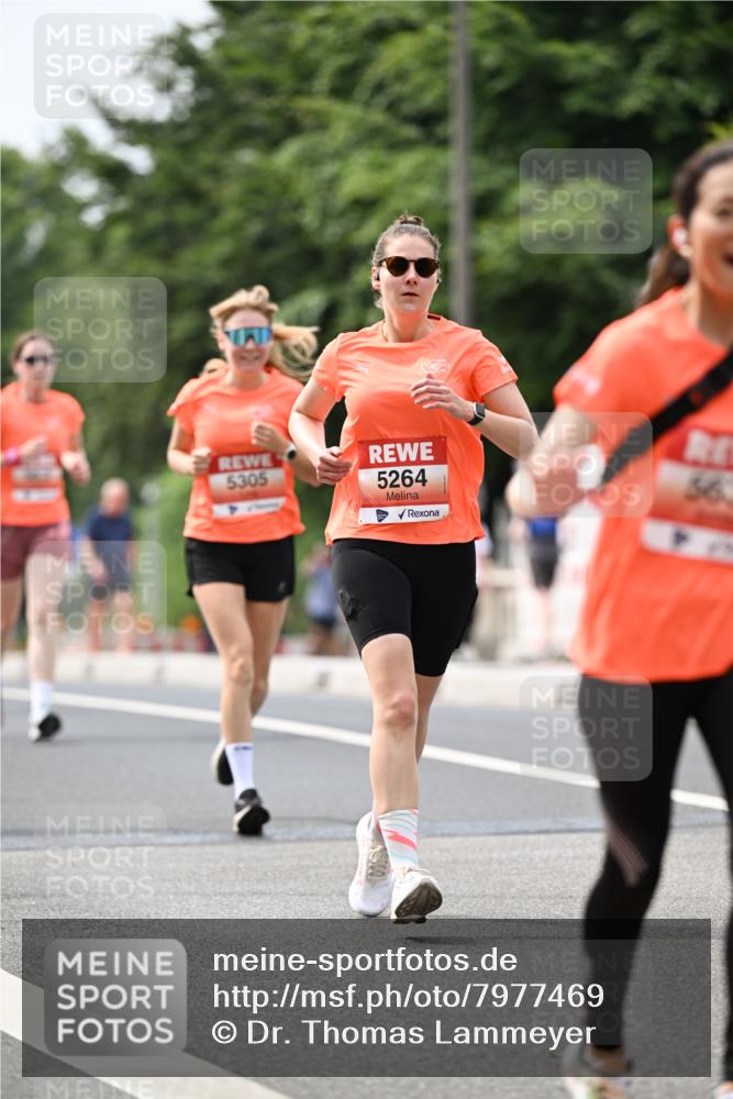 15.06.2025 - REWE Women's Run Dr. Thomas Lammeyer http://msf.ph/oto/7977469 15.06.2025 10:42:40 Laufen 5305, 5264 meine-sportfotos.de