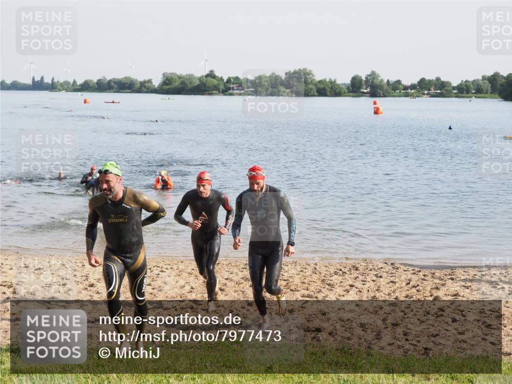 21.06.2025 - 27. Vierlanden-Triathlon MichiJ http://msf.ph/oto/7977473 15.06.2026 08:45:38 Schwimmen 104, 116, 125, 145 meine-sportfotos.de