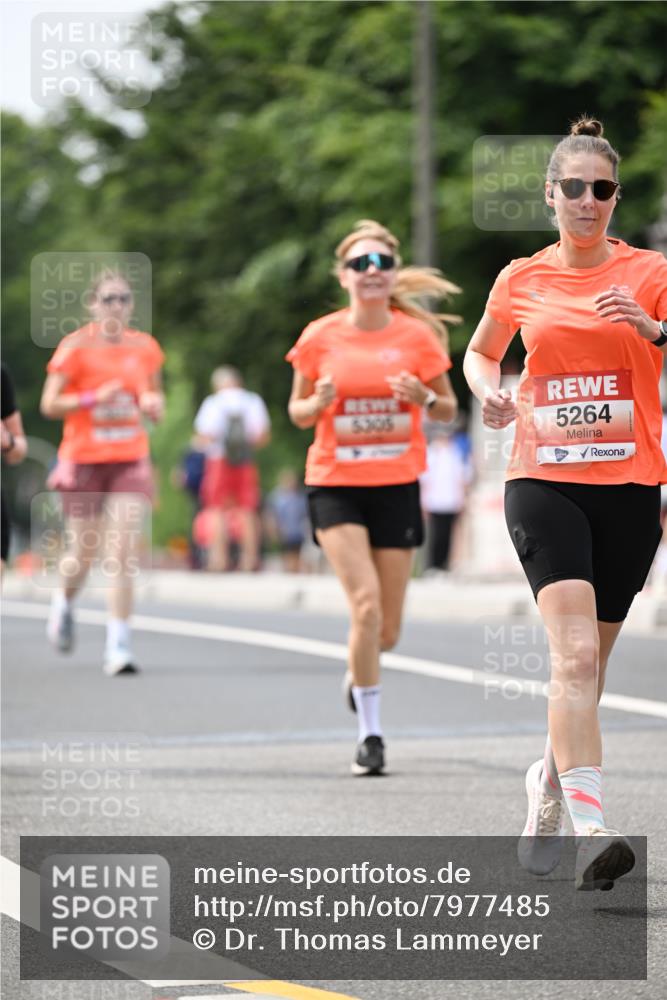 15.06.2025 - REWE Women's Run Dr. Thomas Lammeyer http://msf.ph/oto/7977485 15.06.2025 10:42:41 Laufen 5305, 5264 meine-sportfotos.de