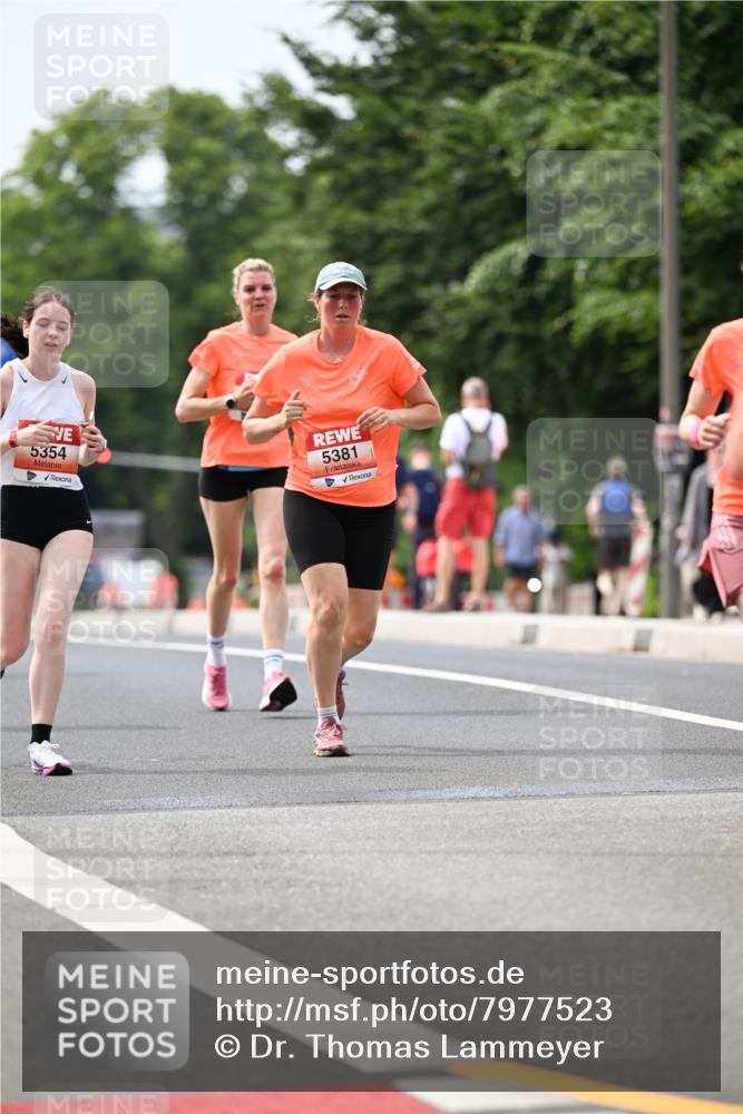 15.06.2025 - REWE Women's Run Dr. Thomas Lammeyer http://msf.ph/oto/7977523 15.06.2025 10:42:43 Laufen 5354, 5381 meine-sportfotos.de
