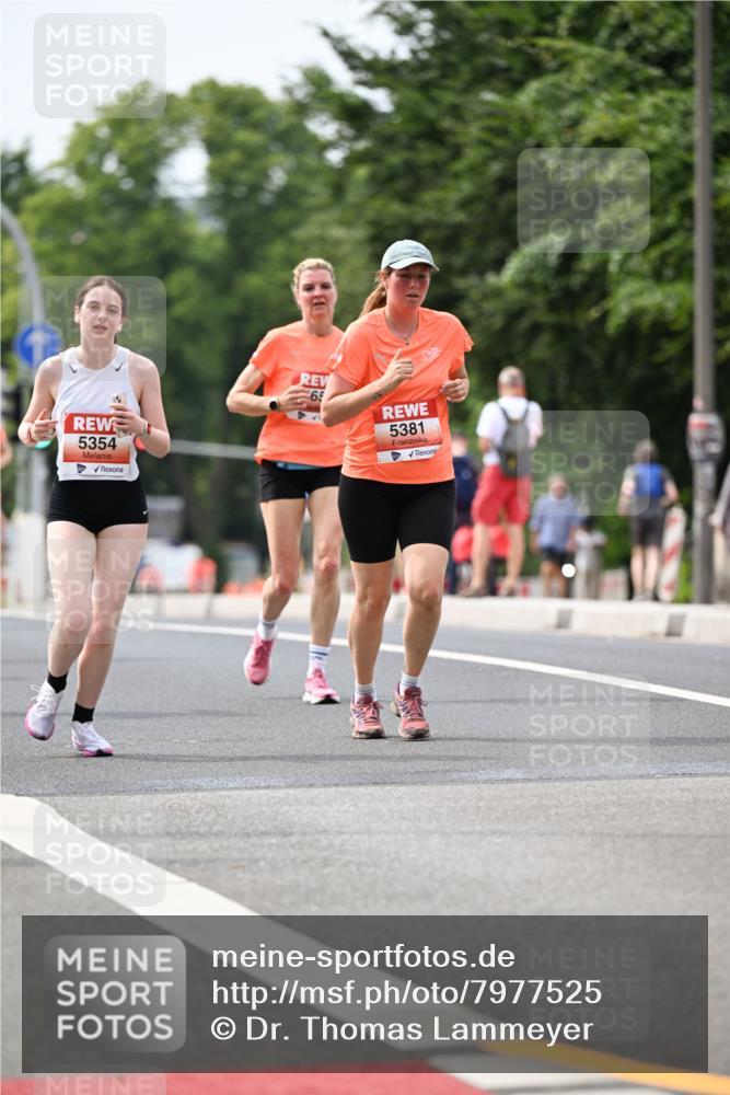 15.06.2025 - REWE Women's Run Dr. Thomas Lammeyer http://msf.ph/oto/7977525 15.06.2025 10:42:43 Laufen 5354, 6, 5381 meine-sportfotos.de
