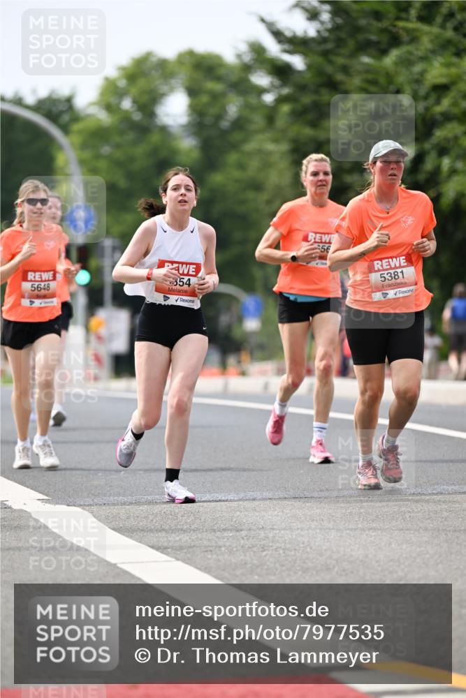 15.06.2025 - REWE Women's Run Dr. Thomas Lammeyer http://msf.ph/oto/7977535 15.06.2025 10:42:44 Laufen 5648, 354, 56, 5381 meine-sportfotos.de