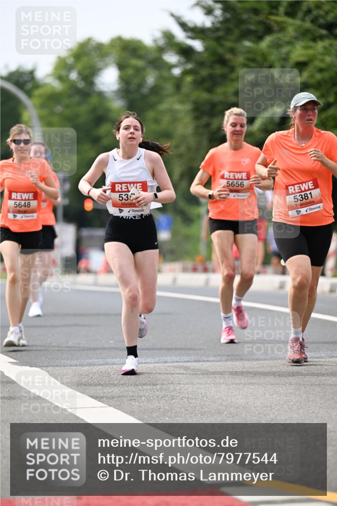 15.06.2025 - REWE Women's Run Dr. Thomas Lammeyer http://msf.ph/oto/7977544 15.06.2025 10:42:44 Laufen 53, 5648, 5656, 5381 meine-sportfotos.de