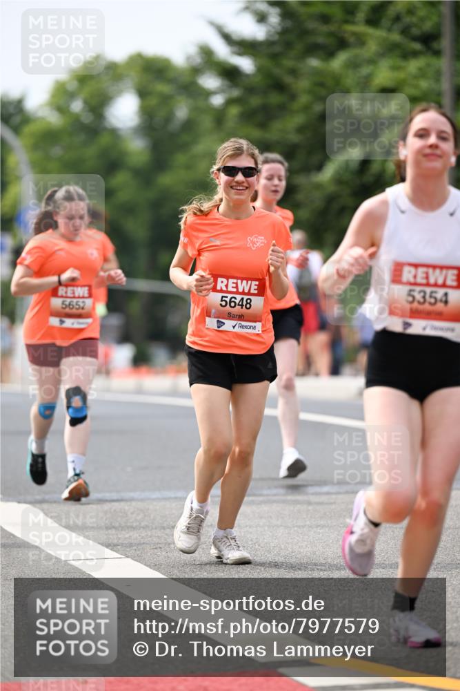 15.06.2025 - REWE Women's Run Dr. Thomas Lammeyer http://msf.ph/oto/7977579 15.06.2025 10:42:47 Laufen 5652, 5648, 535, 4 meine-sportfotos.de