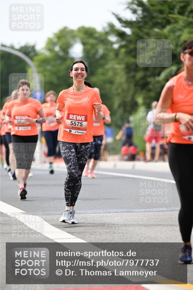 15.06.2025 - REWE Women's Run Dr. Thomas Lammeyer http://msf.ph/oto/7977737 15.06.2025 10:42:55 Laufen 5575 meine-sportfotos.de