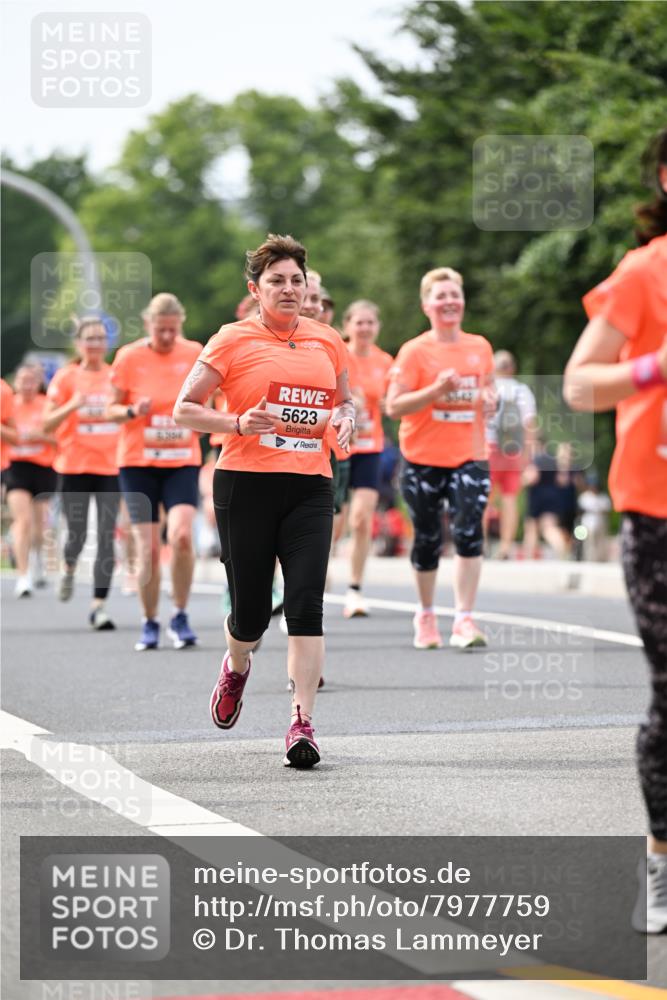 15.06.2025 - REWE Women's Run Dr. Thomas Lammeyer http://msf.ph/oto/7977759 15.06.2025 10:42:57 Laufen 5623 meine-sportfotos.de