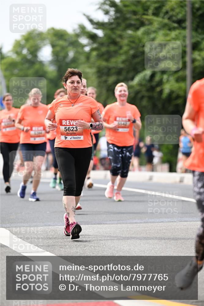 15.06.2025 - REWE Women's Run Dr. Thomas Lammeyer http://msf.ph/oto/7977765 15.06.2025 10:42:57 Laufen 5623, 6542 meine-sportfotos.de