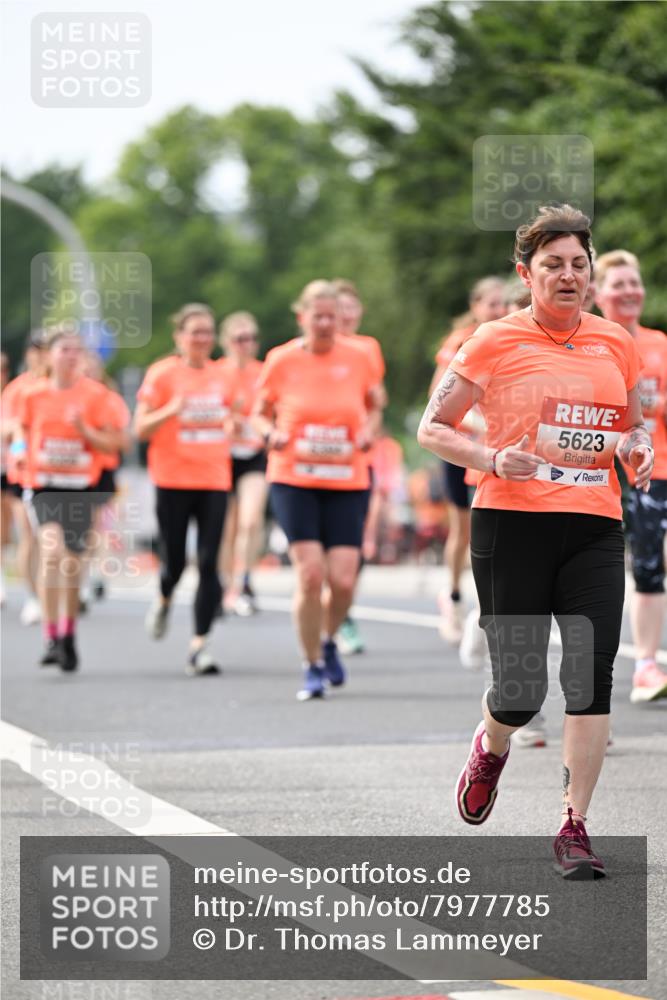 15.06.2025 - REWE Women's Run Dr. Thomas Lammeyer http://msf.ph/oto/7977785 15.06.2025 10:42:58 Laufen 5623 meine-sportfotos.de