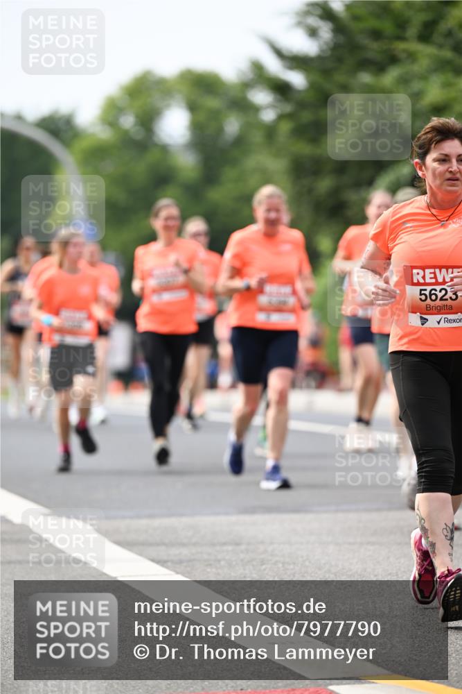 15.06.2025 - REWE Women's Run Dr. Thomas Lammeyer http://msf.ph/oto/7977790 15.06.2025 10:42:58 Laufen 5623 meine-sportfotos.de