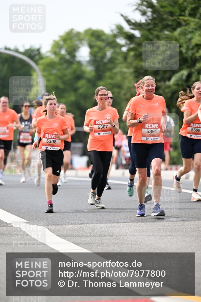 15.06.2025 - REWE Women's Run Dr. Thomas Lammeyer http://msf.ph/oto/7977800 15.06.2025 10:42:59 Laufen 5308, 5307, 5394, 5598 meine-sportfotos.de