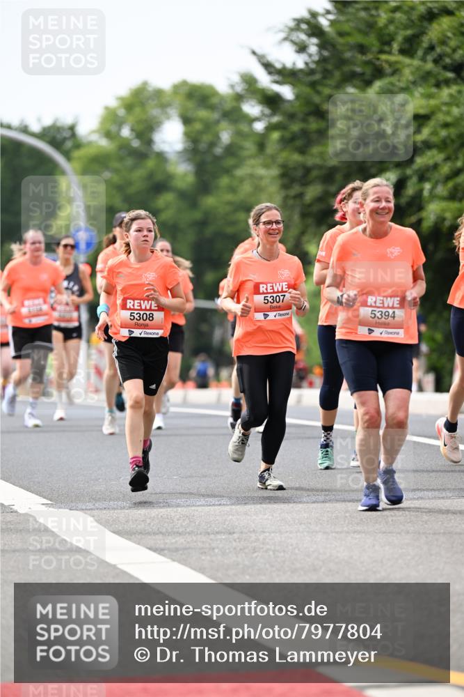 15.06.2025 - REWE Women's Run Dr. Thomas Lammeyer http://msf.ph/oto/7977804 15.06.2025 10:42:59 Laufen 5308, 5307, 5394 meine-sportfotos.de