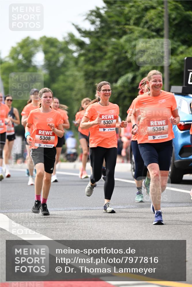 15.06.2025 - REWE Women's Run Dr. Thomas Lammeyer http://msf.ph/oto/7977816 15.06.2025 10:43:00 Laufen 5308, 5307, 5394 meine-sportfotos.de