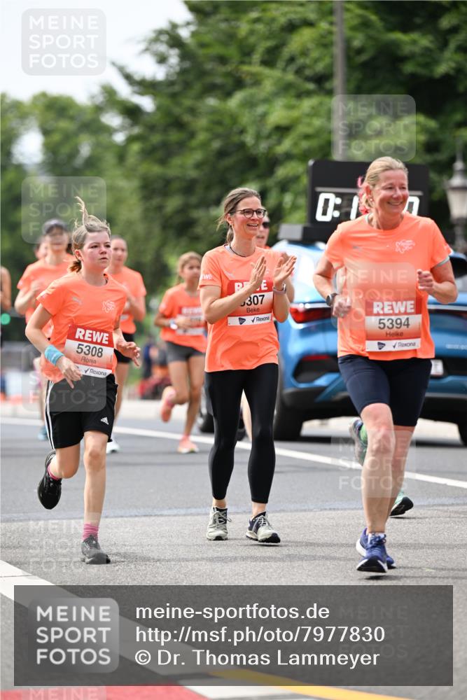 15.06.2025 - REWE Women's Run Dr. Thomas Lammeyer http://msf.ph/oto/7977830 15.06.2025 10:43:01 Laufen 5308, 0, 0, 307, 5394 meine-sportfotos.de