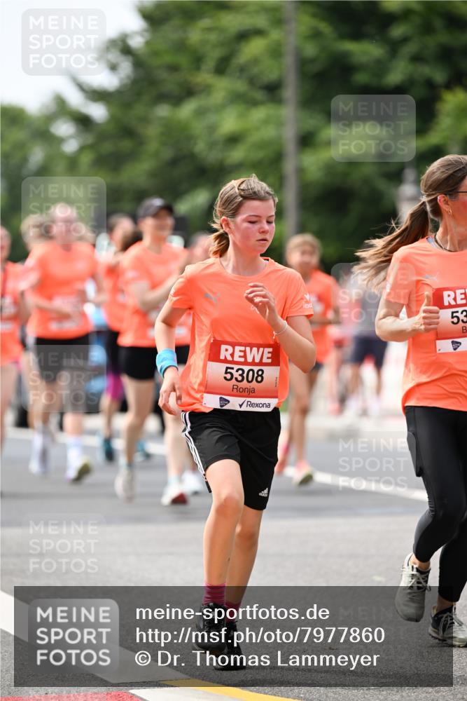 15.06.2025 - REWE Women's Run Dr. Thomas Lammeyer http://msf.ph/oto/7977860 15.06.2025 10:43:02 Laufen 5308, 53 meine-sportfotos.de