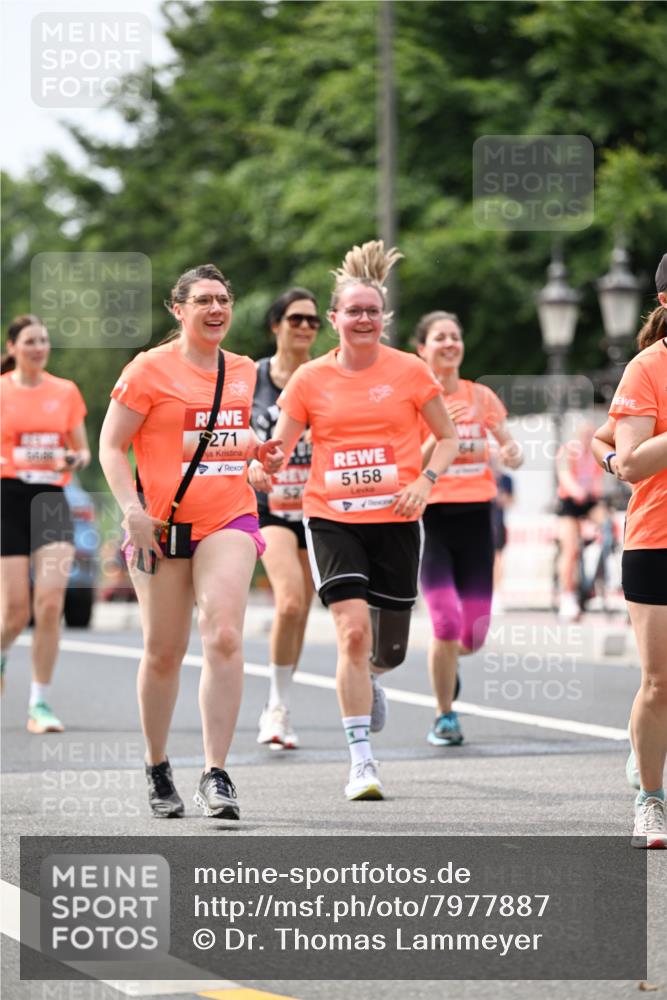 15.06.2025 - REWE Women's Run Dr. Thomas Lammeyer http://msf.ph/oto/7977887 15.06.2025 10:43:04 Laufen 271, 5158 meine-sportfotos.de