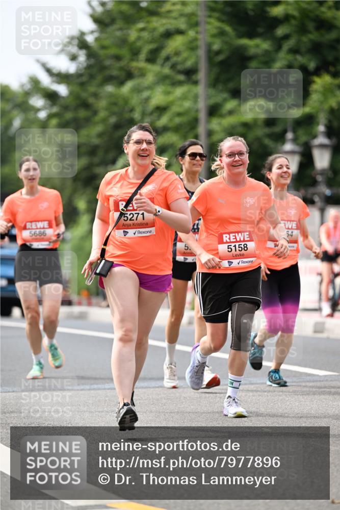 15.06.2025 - REWE Women's Run Dr. Thomas Lammeyer http://msf.ph/oto/7977896 15.06.2025 10:43:04 Laufen 5686, 5271, 5158, 54 meine-sportfotos.de