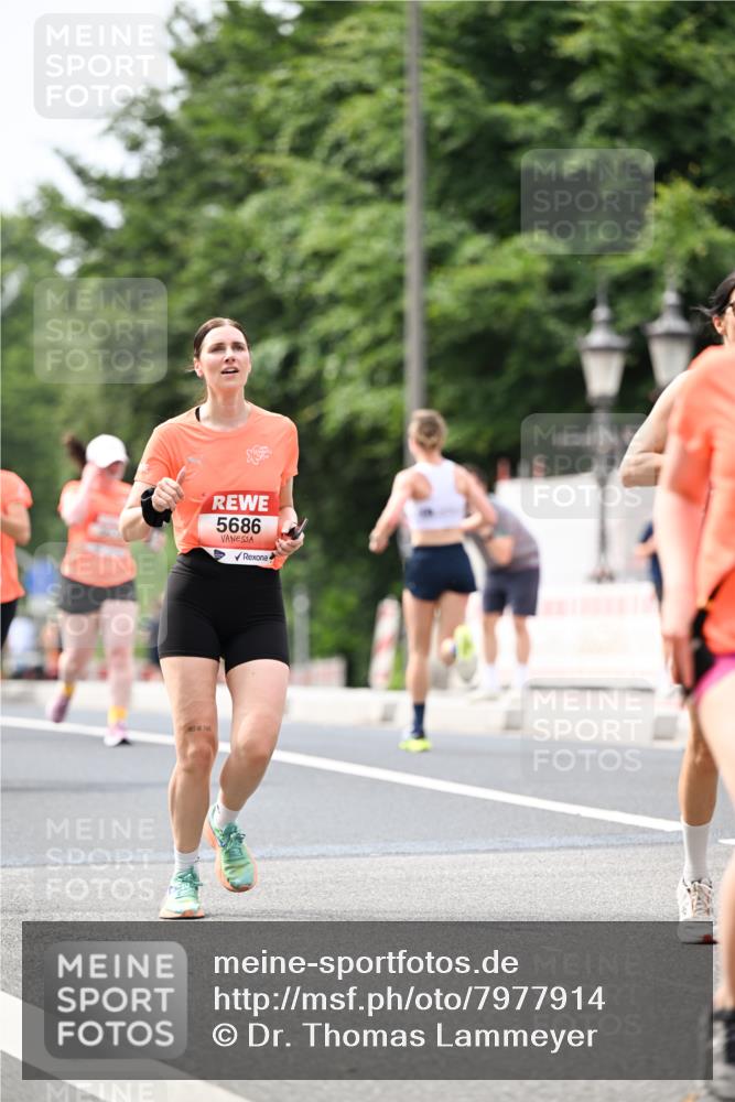 15.06.2025 - REWE Women's Run Dr. Thomas Lammeyer http://msf.ph/oto/7977914 15.06.2025 10:43:06 Laufen 5686 meine-sportfotos.de