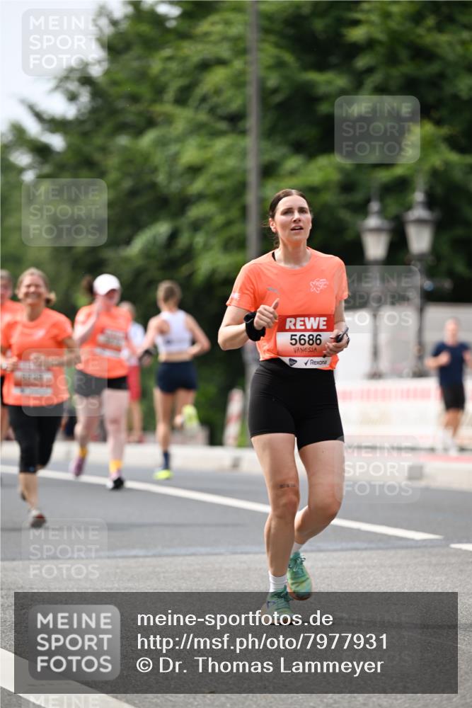 15.06.2025 - REWE Women's Run Dr. Thomas Lammeyer http://msf.ph/oto/7977931 15.06.2025 10:43:07 Laufen 5686 meine-sportfotos.de
