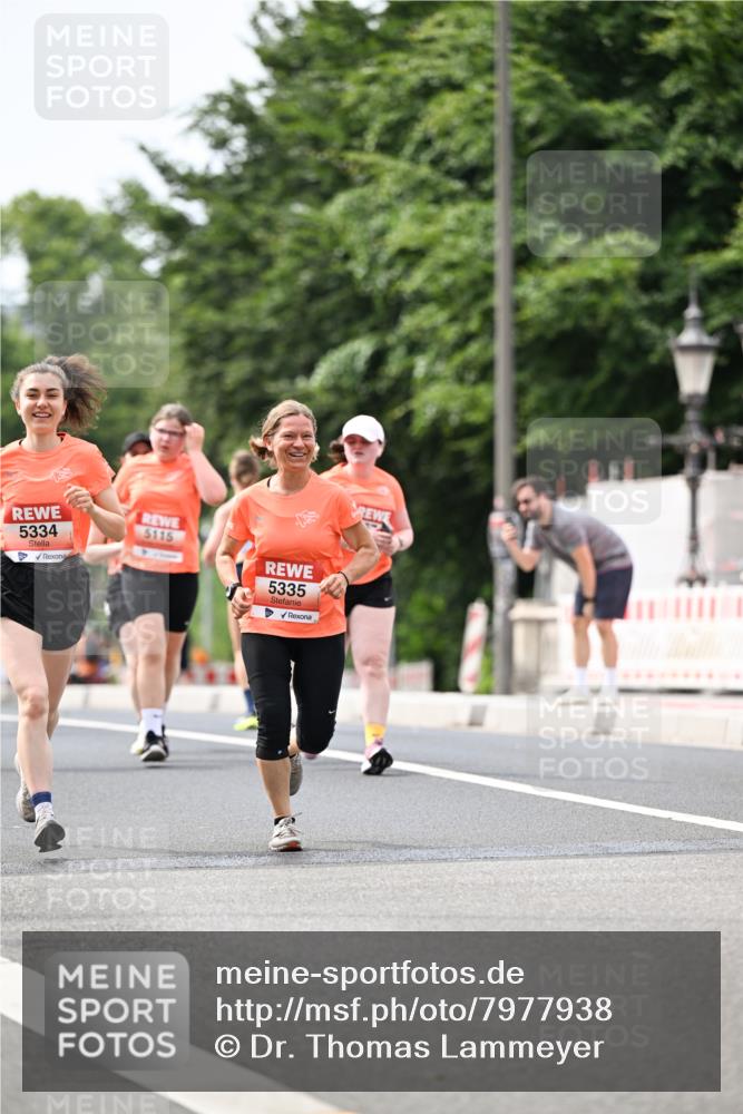 15.06.2025 - REWE Women's Run Dr. Thomas Lammeyer http://msf.ph/oto/7977938 15.06.2025 10:43:07 Laufen 5334, 5115, 5335 meine-sportfotos.de
