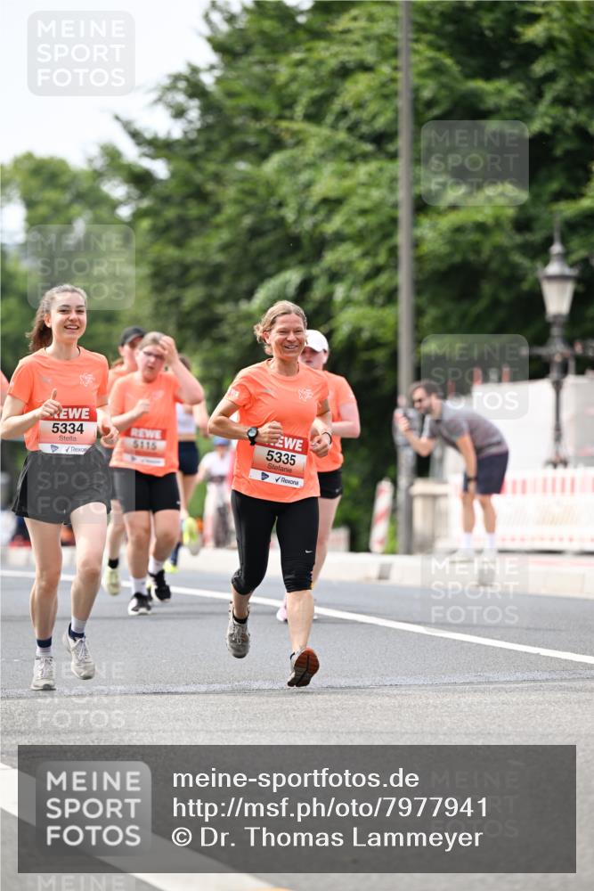 15.06.2025 - REWE Women's Run Dr. Thomas Lammeyer http://msf.ph/oto/7977941 15.06.2025 10:43:07 Laufen 5334, 5115, 5335 meine-sportfotos.de