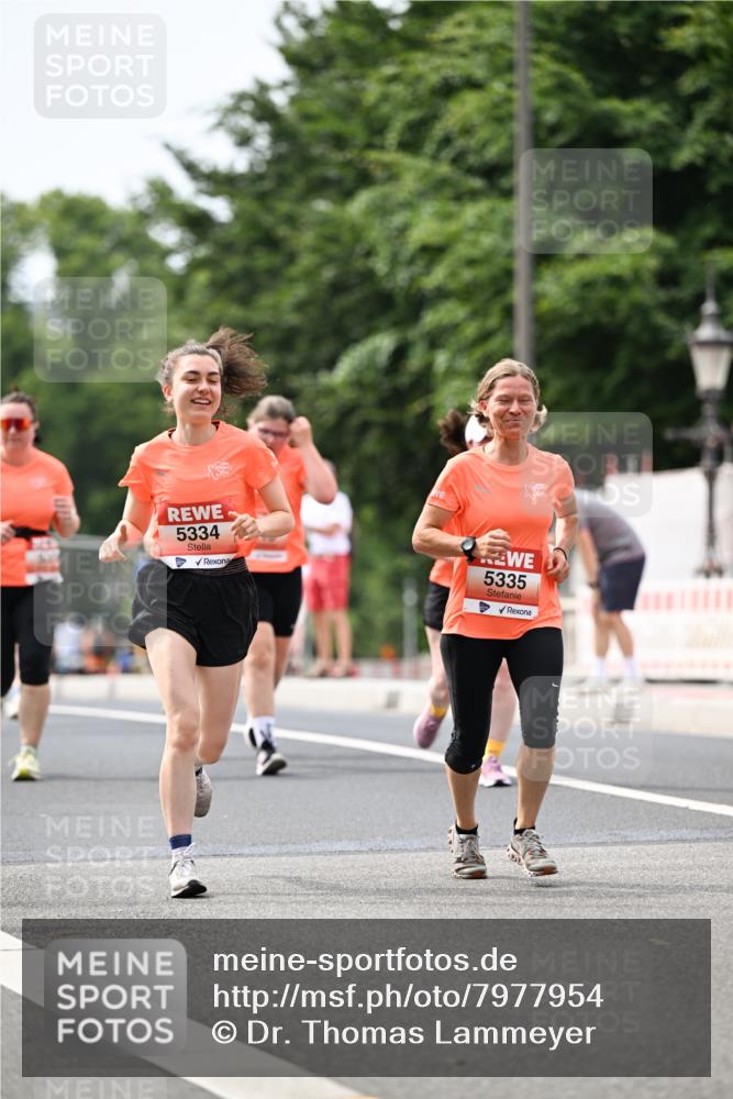 15.06.2025 - REWE Women's Run Dr. Thomas Lammeyer http://msf.ph/oto/7977954 15.06.2025 10:43:08 Laufen 5334, 5335 meine-sportfotos.de