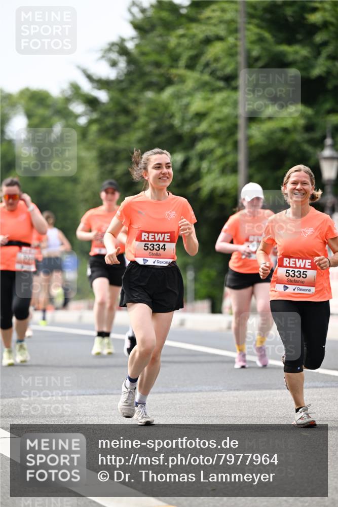 15.06.2025 - REWE Women's Run Dr. Thomas Lammeyer http://msf.ph/oto/7977964 15.06.2025 10:43:08 Laufen 5334, 5335 meine-sportfotos.de