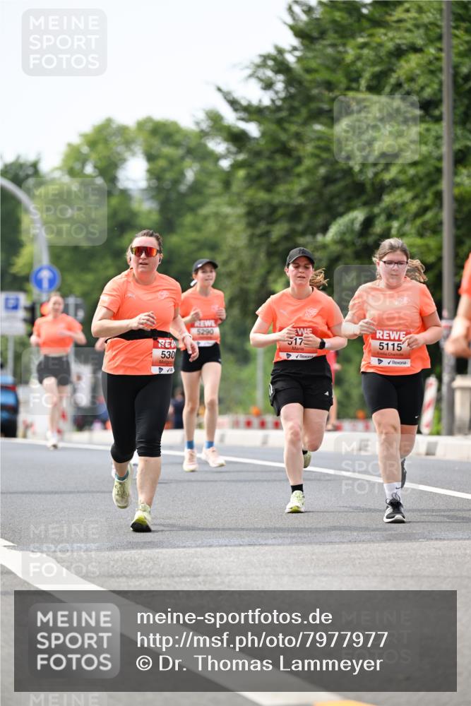 15.06.2025 - REWE Women's Run Dr. Thomas Lammeyer http://msf.ph/oto/7977977 15.06.2025 10:43:09 Laufen 5290, 517, 530, 5115 meine-sportfotos.de
