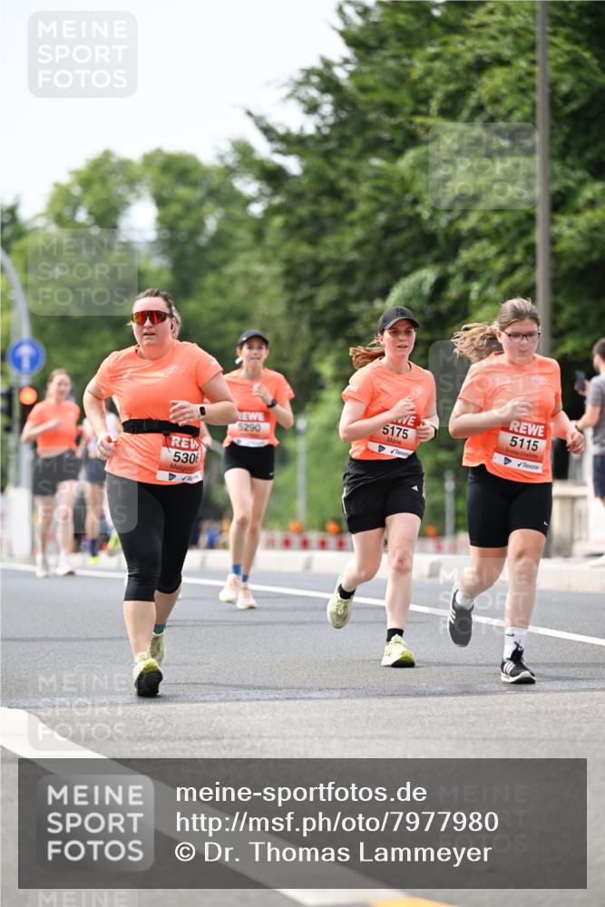 15.06.2025 - REWE Women's Run Dr. Thomas Lammeyer http://msf.ph/oto/7977980 15.06.2025 10:43:10 Laufen 5175, 5290, 5306, 5115 meine-sportfotos.de