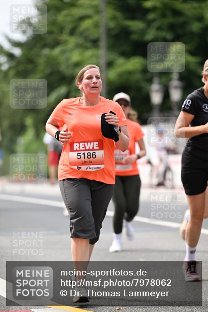 15.06.2025 - REWE Women's Run Dr. Thomas Lammeyer http://msf.ph/oto/7978062 15.06.2025 10:43:15 Laufen 5186 meine-sportfotos.de
