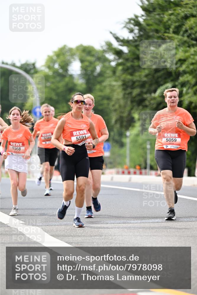 15.06.2025 - REWE Women's Run Dr. Thomas Lammeyer http://msf.ph/oto/7978098 15.06.2025 10:43:17 Laufen 5368, 5385, 5591, 5059 meine-sportfotos.de