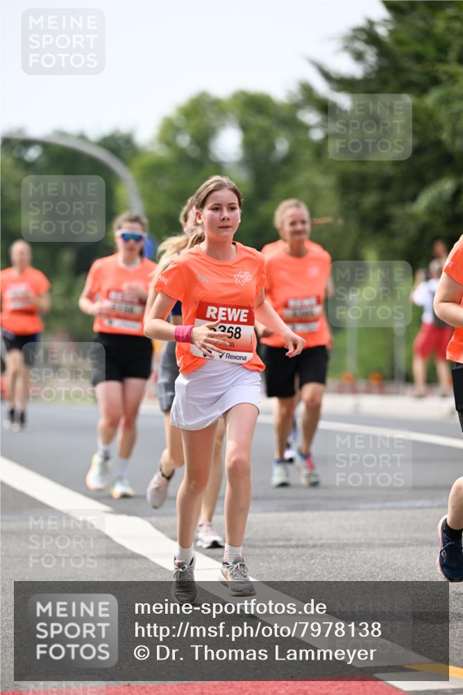 15.06.2025 - REWE Women's Run Dr. Thomas Lammeyer http://msf.ph/oto/7978138 15.06.2025 10:43:19 Laufen 258 meine-sportfotos.de