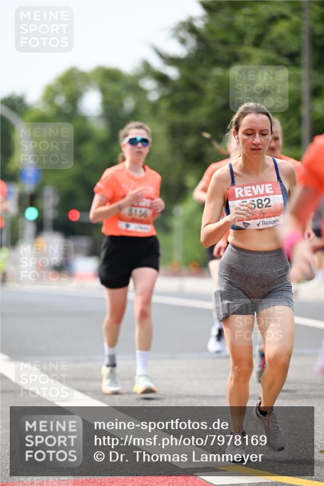 15.06.2025 - REWE Women's Run Dr. Thomas Lammeyer http://msf.ph/oto/7978169 15.06.2025 10:43:21 Laufen 156, 582 meine-sportfotos.de