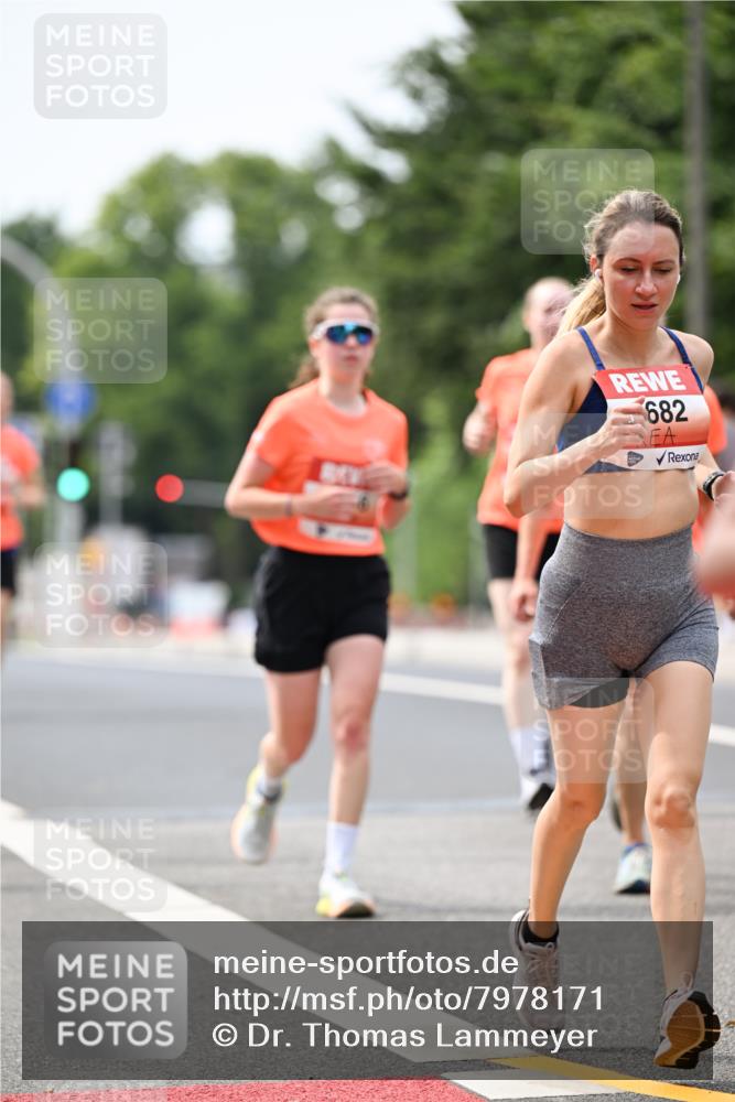 15.06.2025 - REWE Women's Run Dr. Thomas Lammeyer http://msf.ph/oto/7978171 15.06.2025 10:43:21 Laufen 682 meine-sportfotos.de