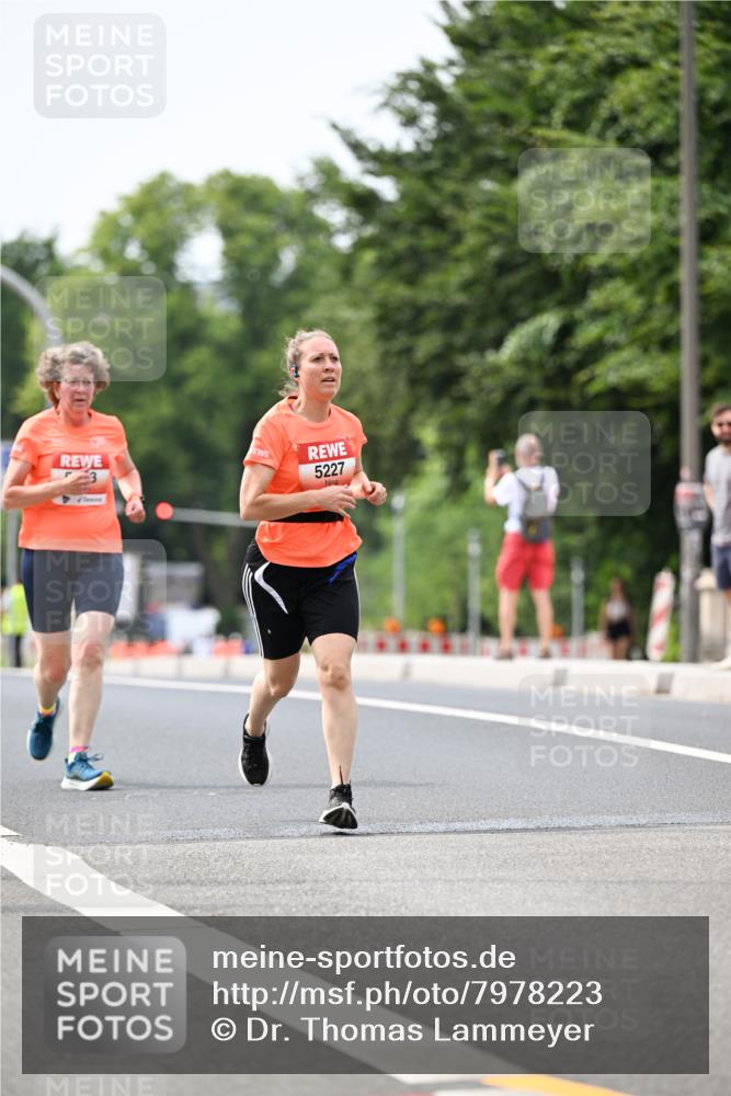 15.06.2025 - REWE Women's Run Dr. Thomas Lammeyer http://msf.ph/oto/7978223 15.06.2025 10:43:24 Laufen 3 meine-sportfotos.de