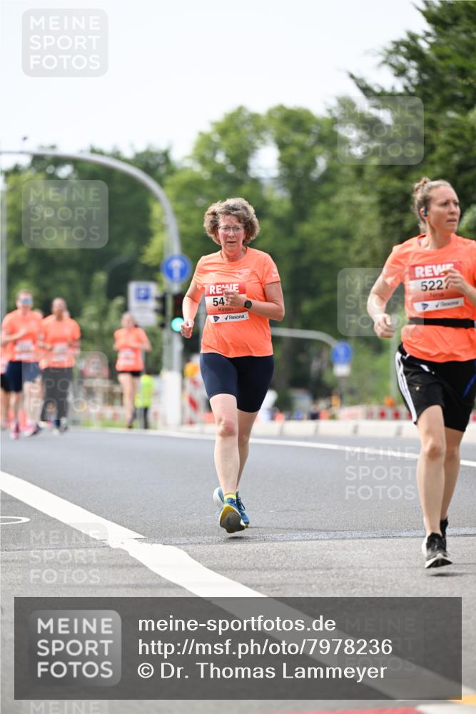 15.06.2025 - REWE Women's Run Dr. Thomas Lammeyer http://msf.ph/oto/7978236 15.06.2025 10:43:25 Laufen 54, 5227 meine-sportfotos.de