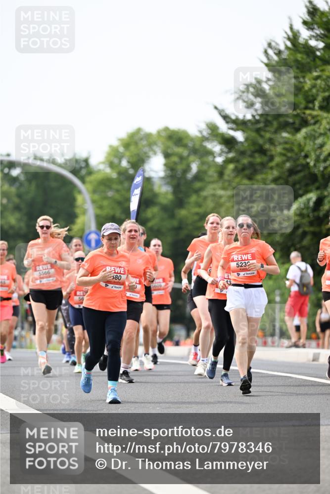 15.06.2025 - REWE Women's Run Dr. Thomas Lammeyer http://msf.ph/oto/7978346 15.06.2025 10:43:35 Laufen 5566, 80, 5232 meine-sportfotos.de