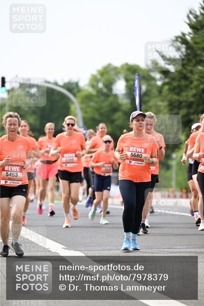 15.06.2025 - REWE Women's Run Dr. Thomas Lammeyer http://msf.ph/oto/7978379 15.06.2025 10:43:36 Laufen 5453, 5566, 5628, 5680 meine-sportfotos.de